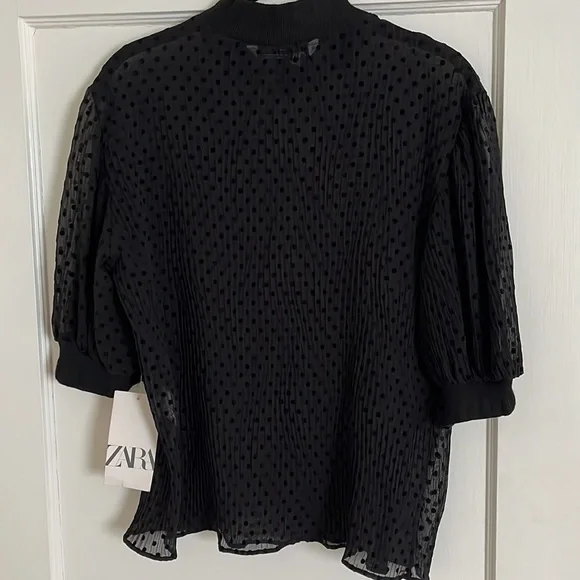 Zara sheer black polka dot short sleeve blouse, NWT, size S - Picture 2 of 8
